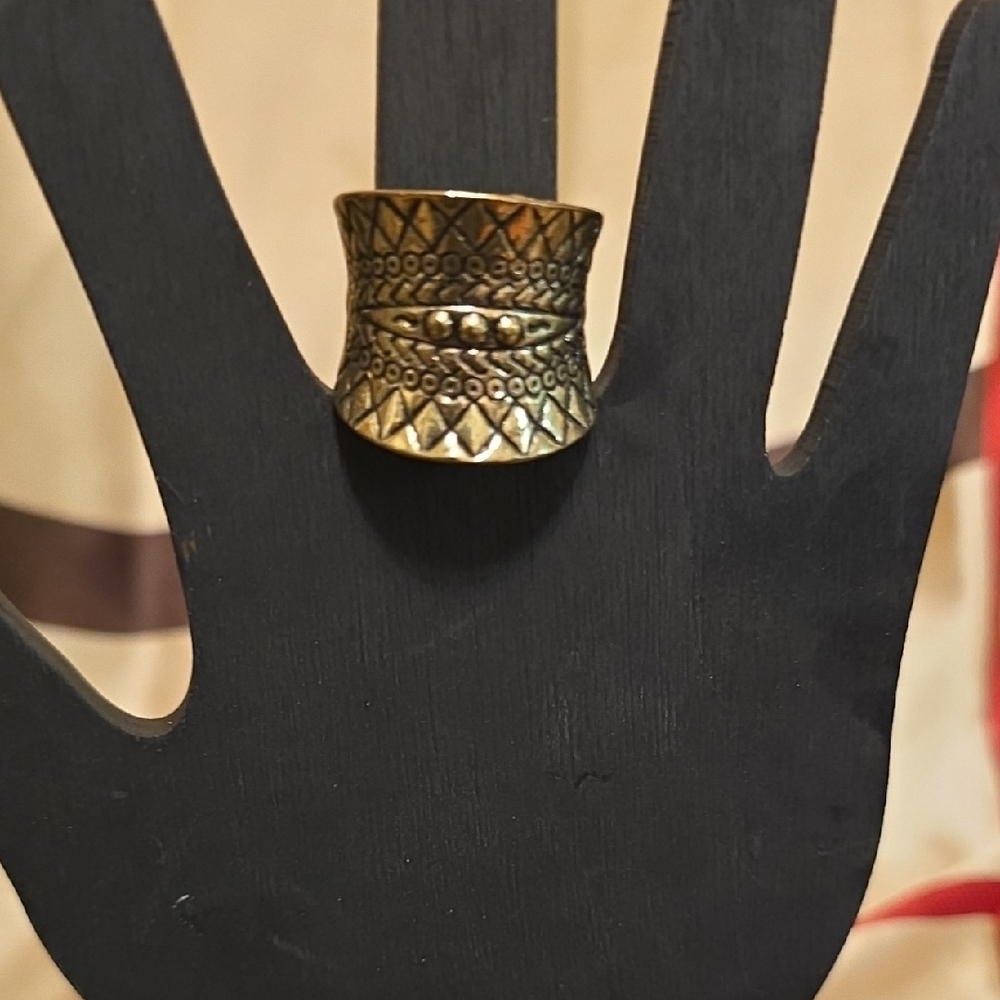 Paparazzi Gold Geometric Women's Ring